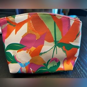 Ipsy Glambag in a Tropical Print, NEW Never Used